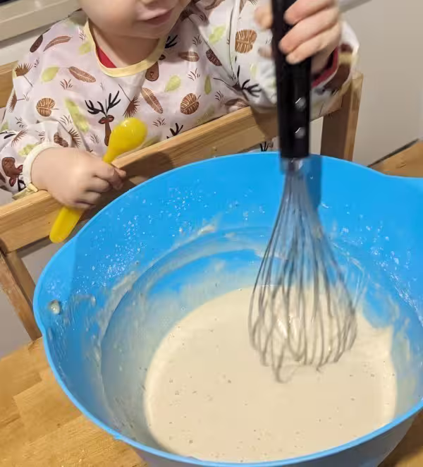 Mélanger tous les ingrédients pour la pâte à pancakes