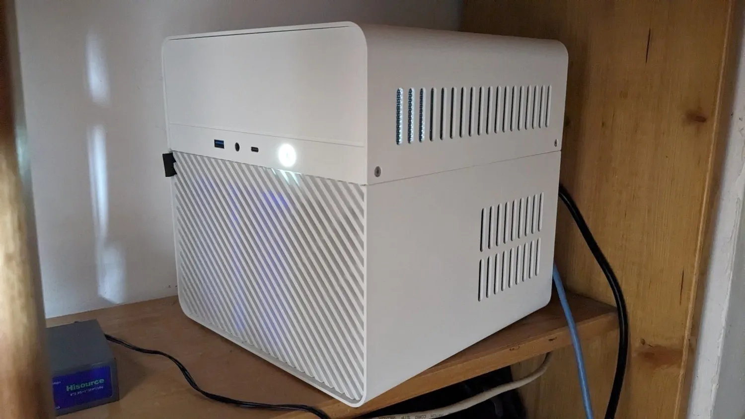 Featured image of post Mon NAS en 2024 - Jonsbo N2 × Intel N100 - hardware